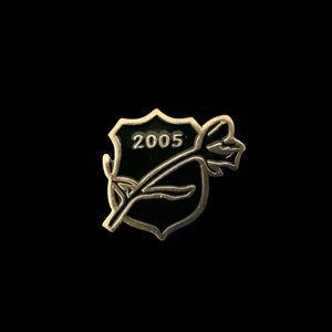 2005 National Law Enforcement Gold Rose on Black Shield TieTack/Lapel Pin